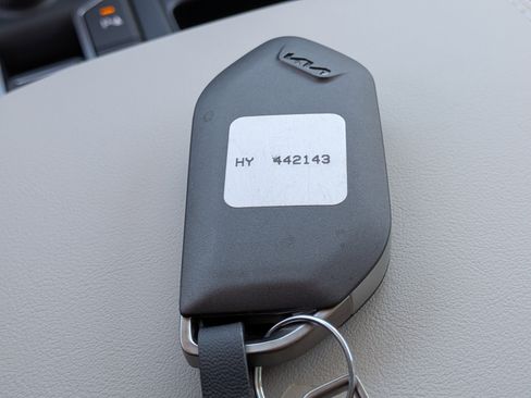 New 2026 Kia Sorento S FWD image 38