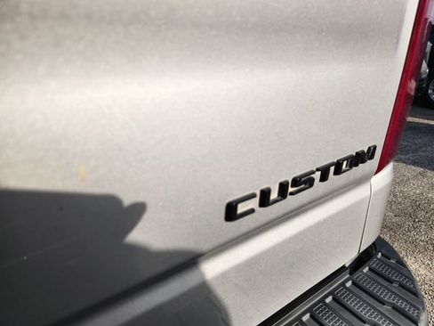 Used 2020 Chevrolet Silverado 1500 Custom w/ Custom Value Package RWD image 8