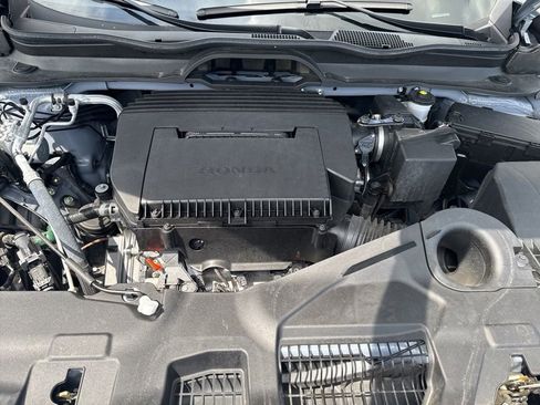 Certified 2025 Honda Pilot Black Edition image 12