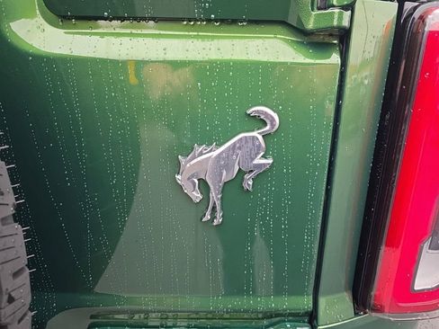 New 2025 Ford Bronco Outer Banks image 7