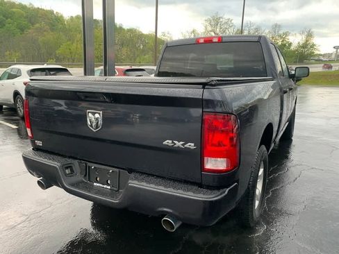 Used 2018 RAM 1500 Express AWD/4WD image 6