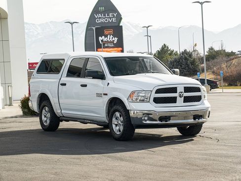Used 2016 RAM 1500 Outdoorsman image 3