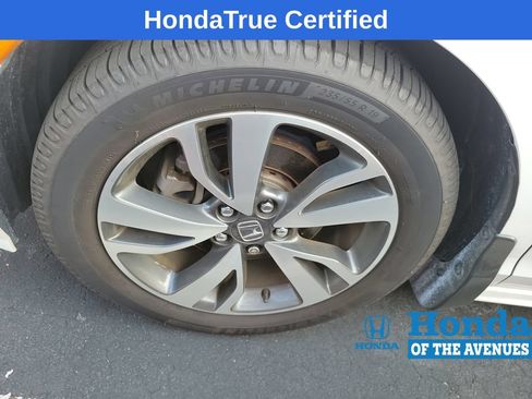 Used 2023 Honda Odyssey Touring image 5
