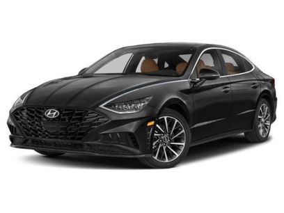 Certified 2023 Hyundai Sonata Limited w/ Preferred Accessory Package