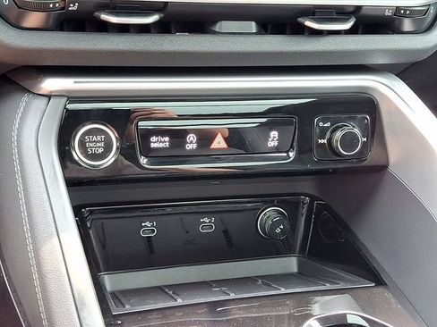 Used 2025 Audi Q5 Premium Plus AWD/4WD image 16