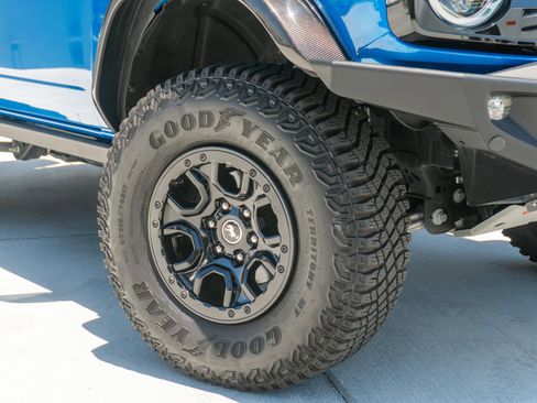 Used 2021 Ford Bronco Wildtrak AWD/4WD image 34