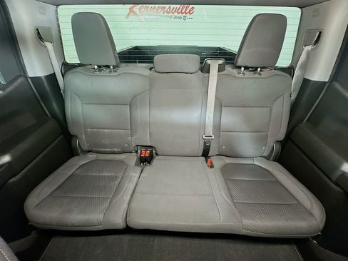 Used 2021 Chevrolet Silverado 1500 Custom Trail Boss w/ LPO, Dark Essentials Package image 13