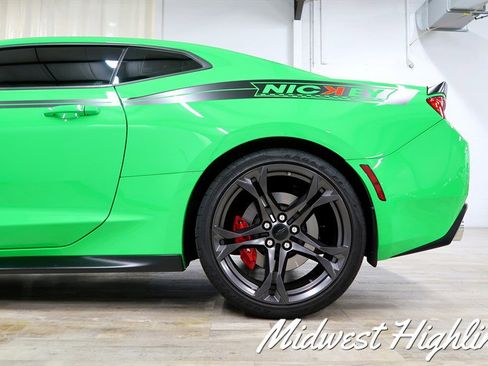 Used 2017 Chevrolet Camaro SS RWD image 17