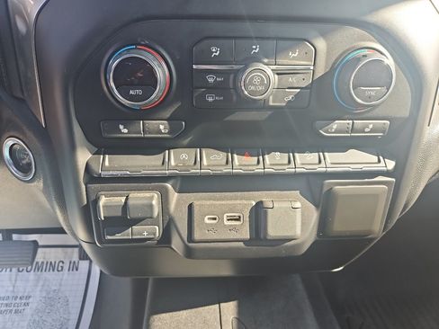 Used 2021 Chevrolet Silverado 1500 RST AWD/4WD image 19