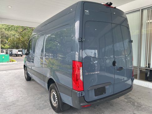 Used 2019 Mercedes-Benz Sprinter 144 image 8