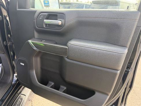 Used 2021 GMC Sierra 1500 AT4 w/ AT4 Premium Package AWD/4WD image 23