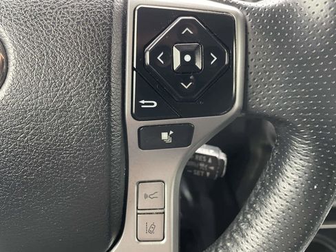 Used 2020 Toyota 4Runner SR5 Premium image 19