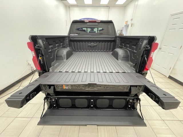 New 2026 Chevrolet Silverado 1500 RST w/ RST All Star Premium Package AWD/4WD image 21