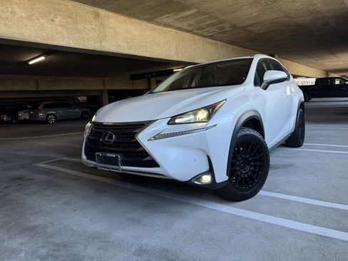 Used 2017 Lexus NX 200t FWD w/ Premium Package image 4