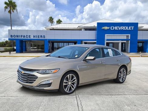 Used 2024 Chevrolet Malibu LT FWD image 2