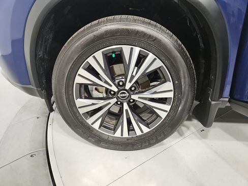 Certified 2023 Nissan Rogue SV image 27