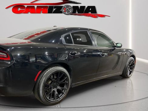 Used 2019 Dodge Charger SXT w/ Leather Interior Group image 3