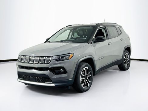 Used 2022 Jeep Compass Limited AWD/4WD image 1