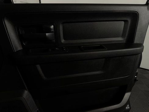 Used 2018 RAM 1500 Express w/ Express Value Package image 31