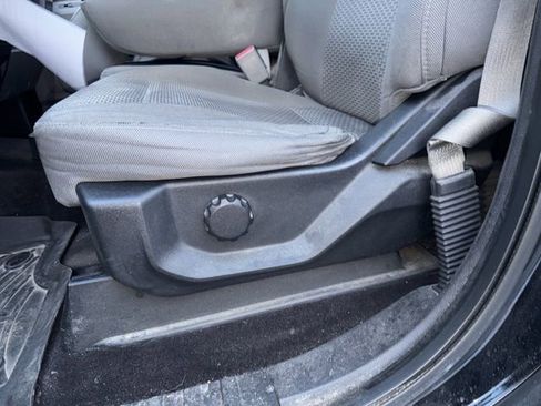 Used 2016 Ford F150 XLT image 37