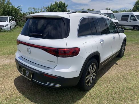 Certified 2023 Mercedes-Benz EQB 300 4MATIC image 16