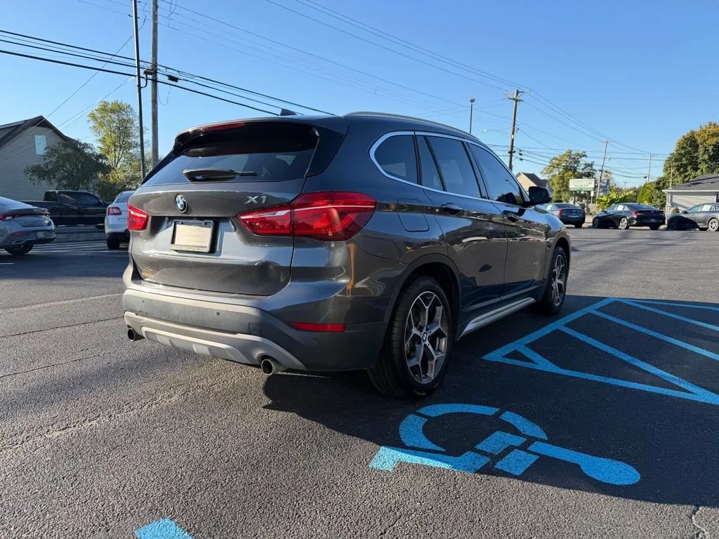 Used 2017 BMW X1 xDrive28i AWD/4WD image 3