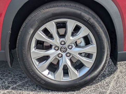 Used 2025 Toyota Grand Highlander AWD Hybrid image 12