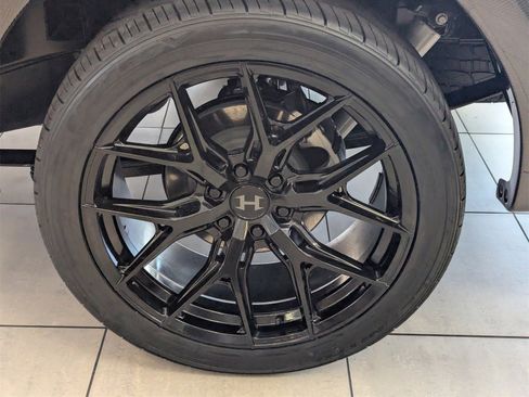 New 2025 Ford F150 XL w/ Equipment Group 103A High image 32