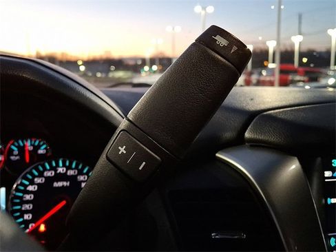 Used 2018 Chevrolet Tahoe LT image 22