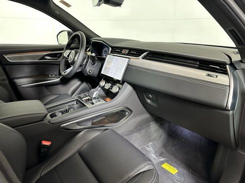 New 2026 Jaguar F-PACE R-Dynamic S image 20