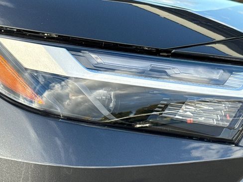 New 2025 Toyota RAV4 XLE image 31