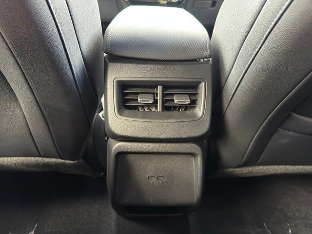 Used 2026 Chevrolet Equinox EV RS AWD/4WD image 9
