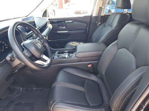 Used 2023 Honda Pilot EX-L image 17
