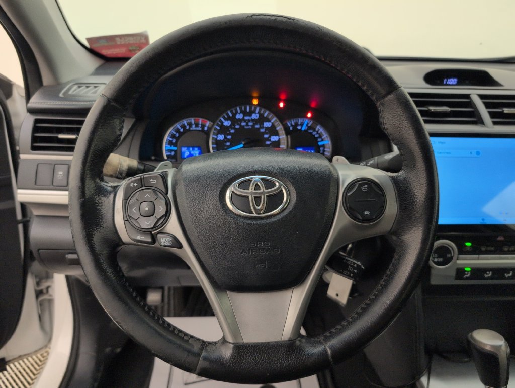 Used 2013 Toyota Camry SE FWD image 31