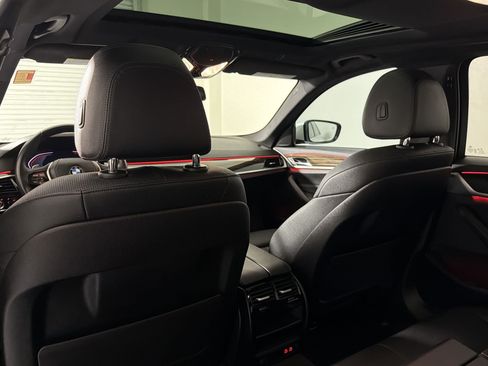 Used 2023 BMW 530i w/ Convenience Package RWD image 35