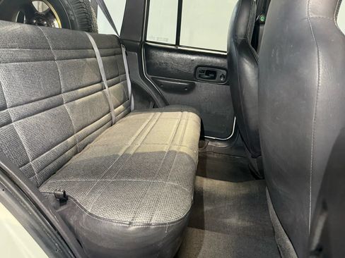 Used 2000 Jeep Cherokee SE AWD/4WD image 28