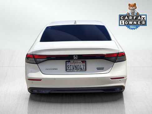 Used 2025 Honda Accord Touring image 5