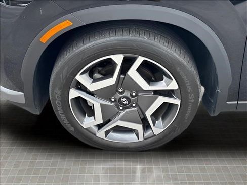 Used 2023 Hyundai Palisade Limited FWD image 21