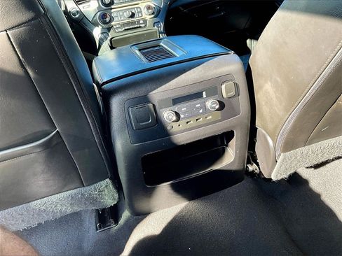 Used 2019 GMC Yukon XL Denali w/ Denali Ultimate Package image 33