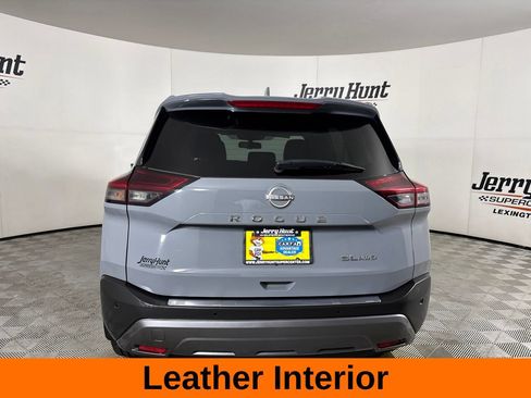 Used 2023 Nissan Rogue SL AWD/4WD image 7