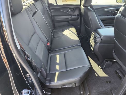 Used 2025 Honda Ridgeline RTL image 12