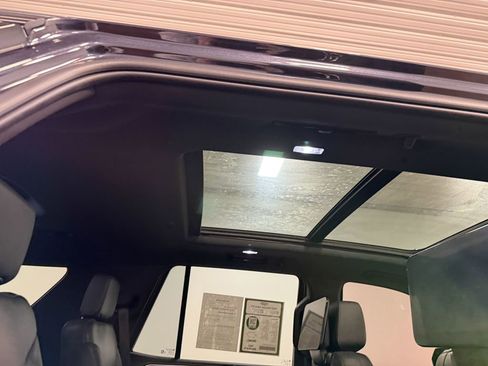 Used 2023 Chevrolet Tahoe Z71 image 16