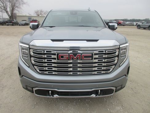 New 2026 GMC Sierra 1500 Denali image 12