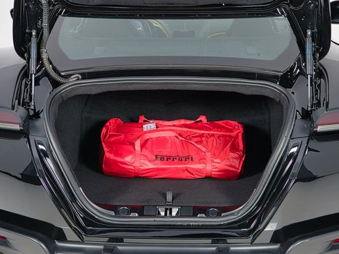 Certified 2021 Ferrari Roma RWD image 28