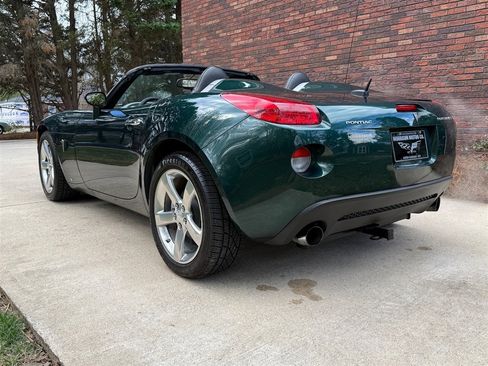 Used 2008 Pontiac Solstice GXP w/ Premium Package image 26