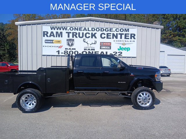 Used 2022 RAM 4500 Laramie AWD/4WD image 2