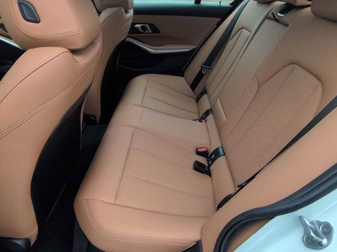 Used 2024 BMW 330i xDrive Sedan w/ Convenience Package image 27