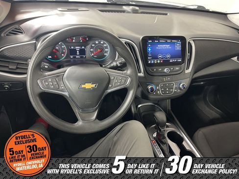 Certified 2024 Chevrolet Malibu LT image 28