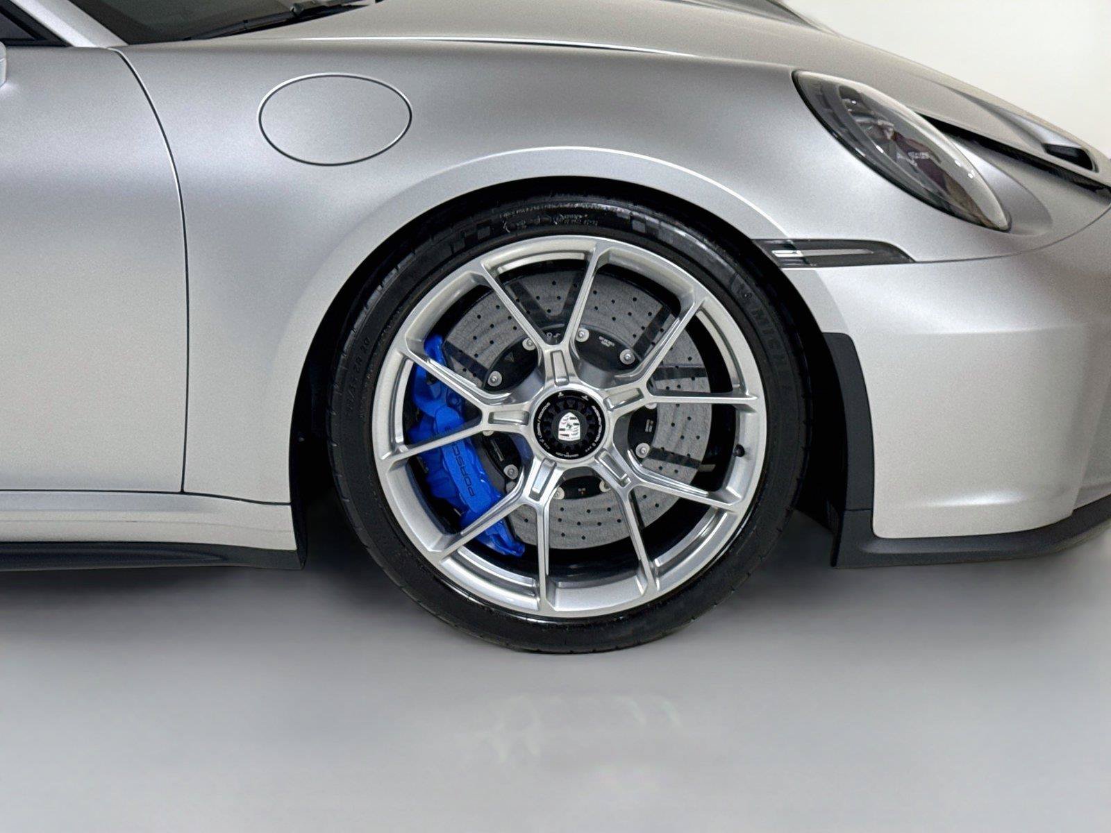 Used 2023 Porsche 911 GT3 RWD image 36