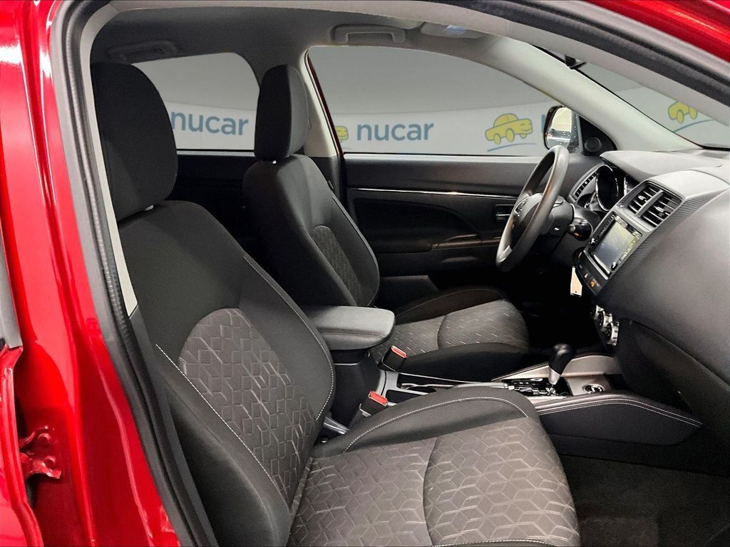 Used 2024 Mitsubishi Outlander Sport ES AWD/4WD image 11